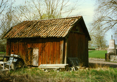 Tiondeboden vid kyrkan 1997. 